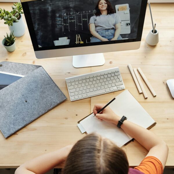 Schwangerschaft, Vorgespräch, Online Hebamme Betreuung, Hebamme für expats, online Wochenbett Beratung, online Schwangerschaftsberatung, online Stillberatung, Weltweit, ausgenommen USA und ihrer Territorien